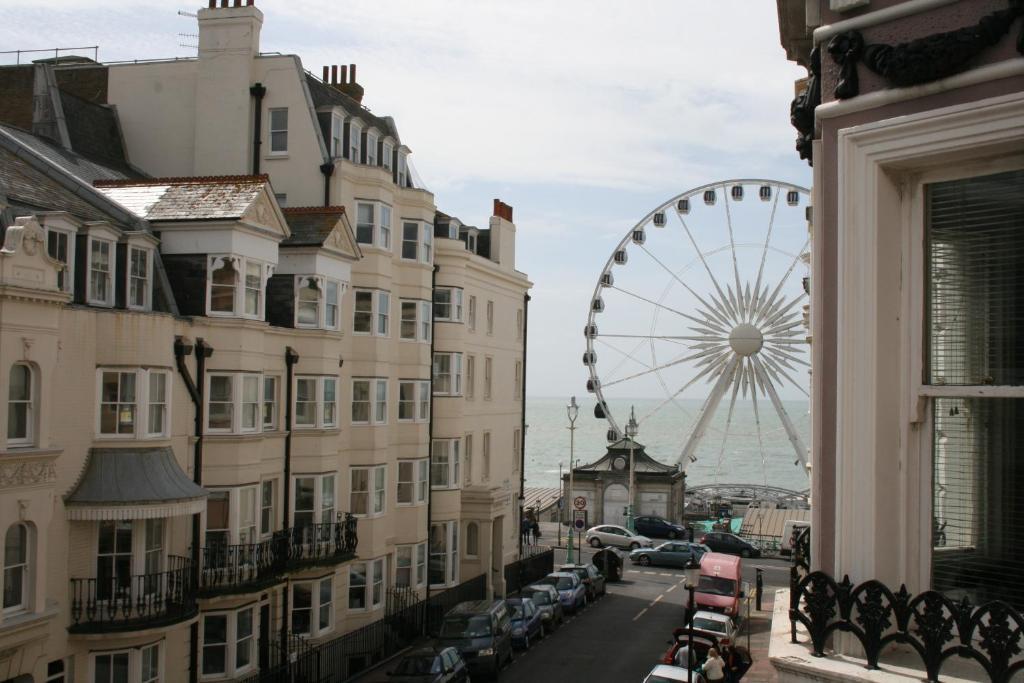 Grand Pier Guest House Brighton Екстериор снимка